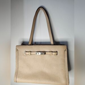 Coach Swagger EUC Tan